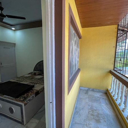 Zars Villa, Lonavala Eksteriør billede