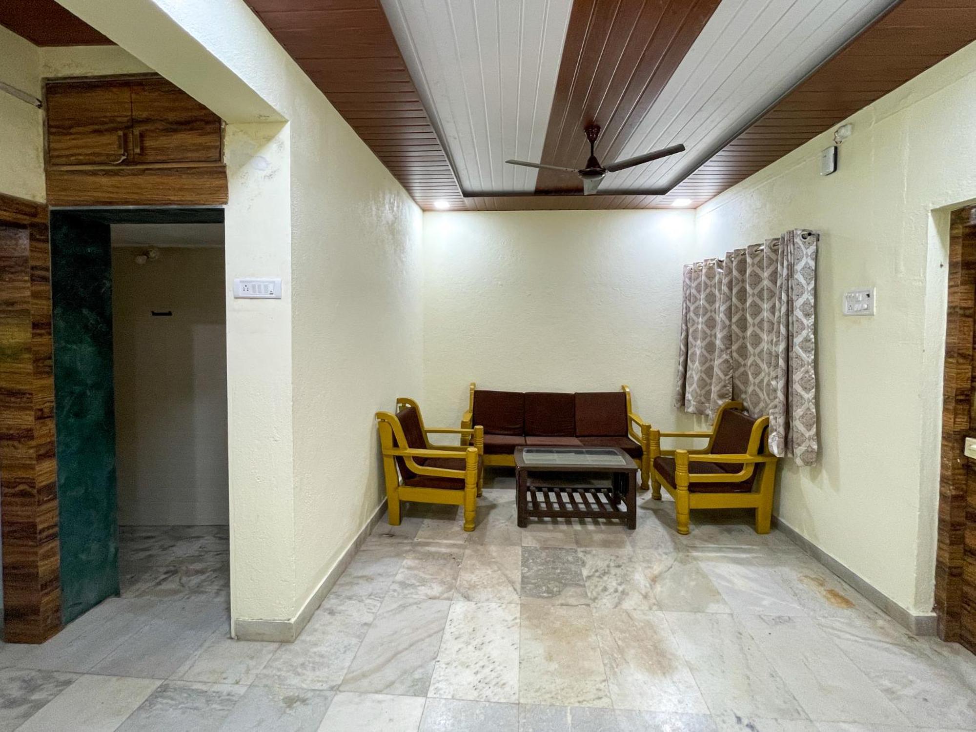 Zars Villa, Lonavala Eksteriør billede