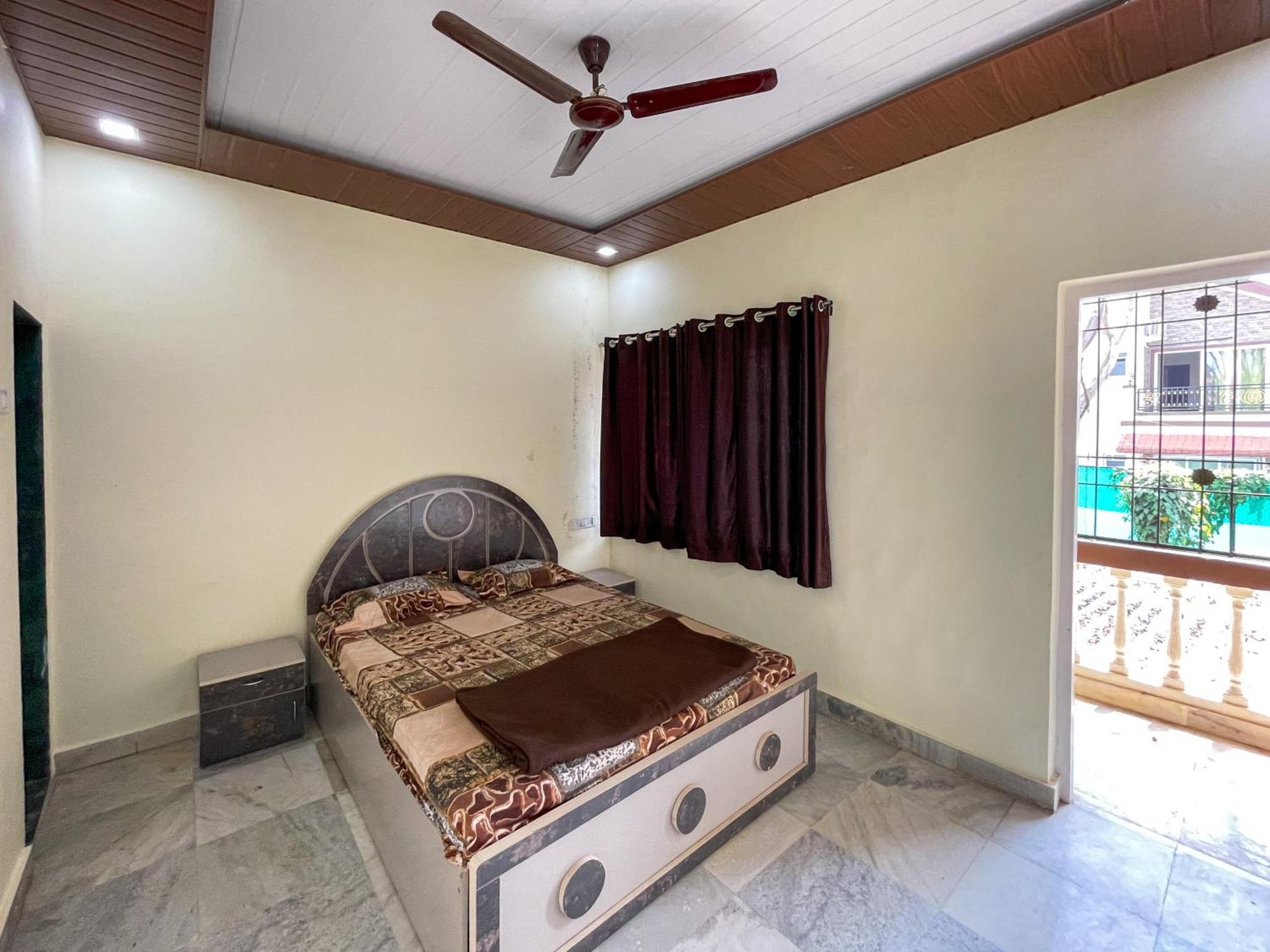 Zars Villa, Lonavala Eksteriør billede